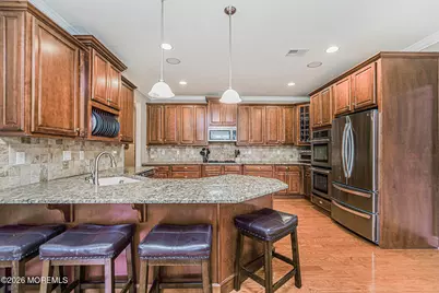 15 Cornwallis Court, Manalapan Township, NJ 07726 - Photo 17