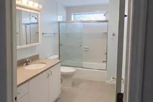 101 Main St, Farmingdale, NJ 07727 - Photo 11