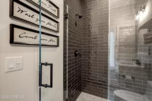 102 Eagle Wy, Eatontown, NJ 07724 - Photo 49