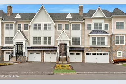 102 Eagle Way, Eatontown, NJ 07724 - Photo 1