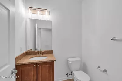 40 Thistledown Street, Tinton Falls, NJ 07753 - Photo 15