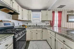 204 Fischer Blvd, Toms River Township, NJ 08753 - Photo 17