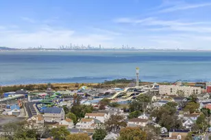 24 Maplewood Ave, Keansburg, NJ 07734 - Photo 41