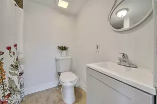 24 Maplewood Ave, Keansburg, NJ 07734 - Photo 7