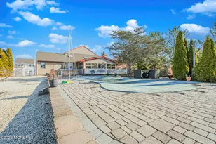 943 Jennifer Ln, Manahawkin, NJ 08050 - Photo 9