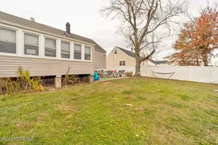 33 Menlo Ave, Metuchen, NJ 08840 - Photo 5