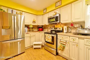 33 Menlo Ave, Metuchen, NJ 08840 - Photo 11