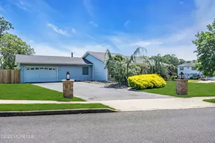 2 Apache Dr, Toms River Township, NJ 08753 - Photo 3