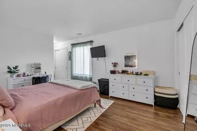 F-4 Avon Drive, East Windsor Township, NJ 08520 - Photo 15