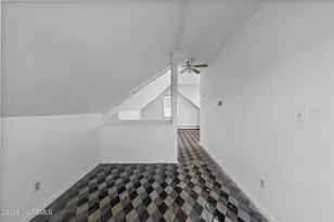 517 Middle Ln, Howell Township, NJ 07731 - Photo 9