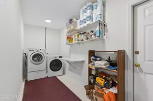 184 Smithburg Rd, Manalapan Township, NJ 07726 - Photo 31