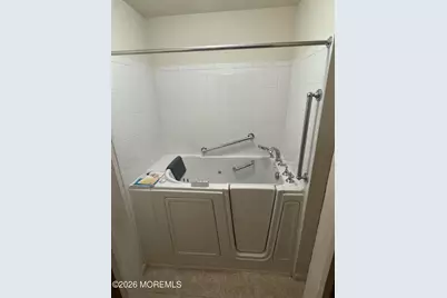 121-123 Stone Road, Union Beach, NJ 07735 - Photo 9