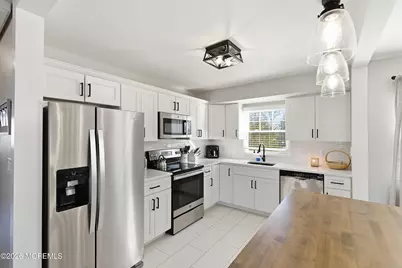 305 Neptune Avenue, Bayville, NJ 08721 - Photo 5