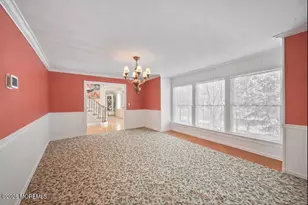 124 Sherwood Dr, Freehold, NJ 07728 - Photo 9