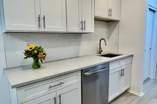 175 Amberly Dr, Manalapan Township, NJ 07726 - Photo 5