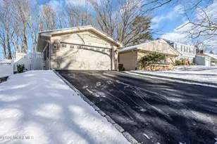 17 Idlebrook Ln, Aberdeen Township, NJ 07747 - Photo 5