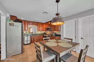 17 Idlebrook Ln, Aberdeen Township, NJ 07747 - Photo 17