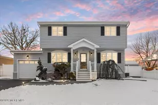 23 Cornell Dr, Hazlet Township, NJ 07730 - Photo 1