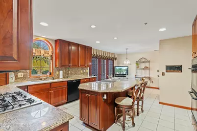 305 Woodview Court, Toms River Township, NJ 08755 - Photo 19