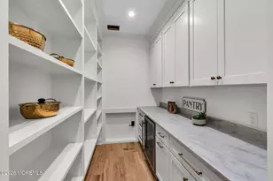 70 Valley Dr E, Atlantic Highlands, NJ 07716 - Photo 15