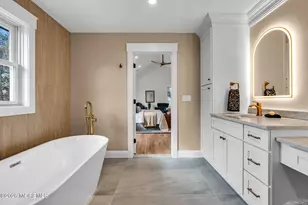 70 Valley Dr E, Atlantic Highlands, NJ 07716 - Photo 39