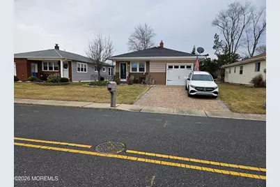 293 N Barbados Drive N, Toms River Township, NJ 08757 - Photo 1