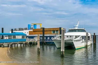 23 E Manor Sq Square, Highlands, NJ 07732 - Photo 23