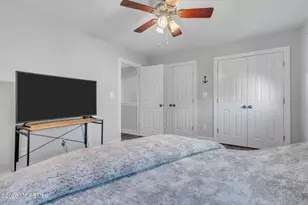 23 E Manor Sq Square, Highlands, NJ 07732 - Photo 15