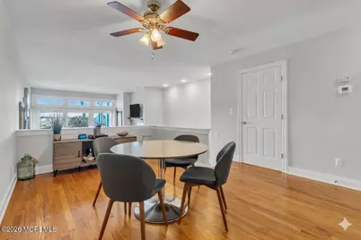 23 E Manor Sq Square, Highlands, NJ 07732 - Photo 7