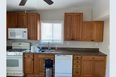 211 Clay Street #211 Upststairs, Tuckerton, NJ 08087 - Photo 5