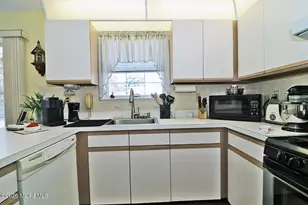 185 Prince Charles Dr, Toms River Township, NJ 08757 - Photo 35