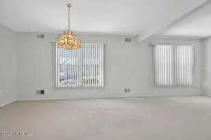 103 Maplecrest Dr E, Lakewood, NJ 08701 - Photo 5