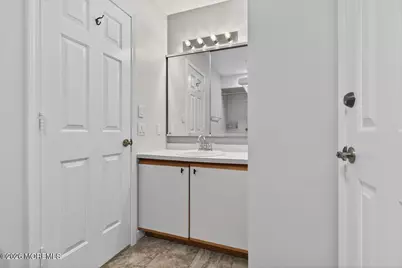 103 Maplecrest Drive E, Lakewood, NJ 08701 - Photo 23