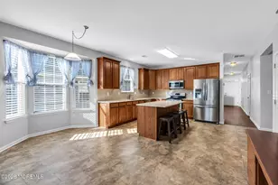 18 Hartack Rd, Manalapan Township, NJ 07726 - Photo 15