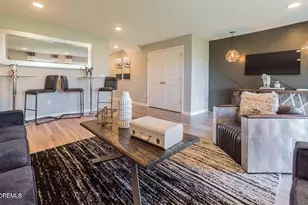 293 Mantoloking Dr, Jackson, NJ 08527 - Photo 5