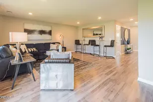 293 Mantoloking Dr, Jackson, NJ 08527 - Photo 3