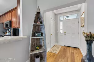 46 Golden Eye Ln, Port Monmouth, NJ 07758 - Photo 3