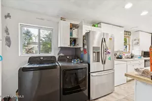 319 Wisteria Dr, Brick, NJ 08723 - Photo 7