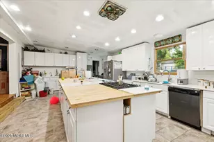 319 Wisteria Dr, Brick, NJ 08723 - Photo 9