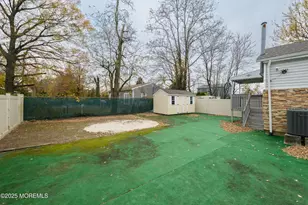136 7th St, Hazlet Township, NJ 07734 - Photo 7