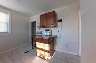 551 Hobart Ave, Hamilton Township, NJ 08629 - Photo 7