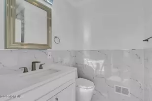 1 Private Dr, Long Branch, NJ 07740 - Photo 19