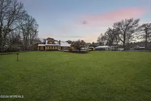 402 Main St, Manalapan Township, NJ 07726 - Photo 5