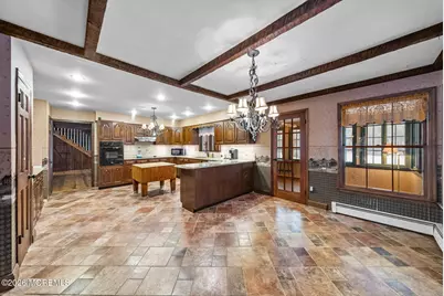 402 Main Street, Manalapan Township, NJ 07726 - Photo 15