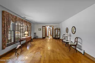 402 Main St, Manalapan Township, NJ 07726 - Photo 19