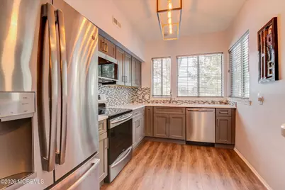 18 Birchwood Road, Bedminster Township, NJ 07921 - Photo 7