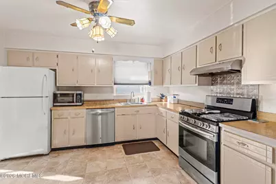 970 Princewood Avenue, Lakewood, NJ 08701 - Photo 3