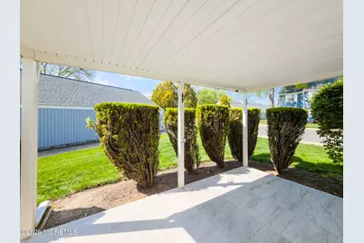 220C Manchester Lane, Monroe Township, NJ 08831 - Photo 31