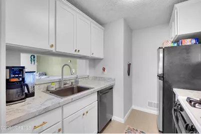 161 Lilac Court, Jackson, NJ 08527 - Photo 11