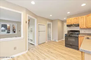 78 Liberty Pl, Hazlet Township, NJ 07734 - Photo 9